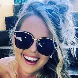 Nicole Franzel net worth