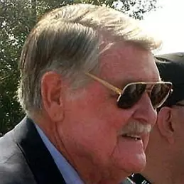 Hayden Fry net worth
