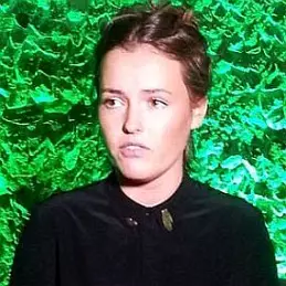 Olga Frycz net worth