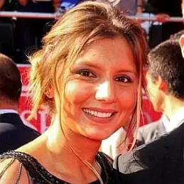 Maya Gabeira net worth