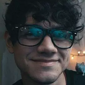 Aiden Valspire Family net worth