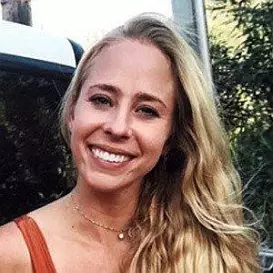 Alexandra Carson net worth