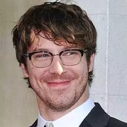 John Gallagher Jr. net worth