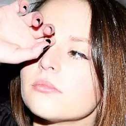 Alexis Gallisá net worth