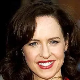 Anna Galvin net worth