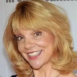 Teresa Ganzel net worth