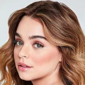 Macarena García Romero net worth