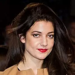 Esther Garrel net worth