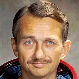 Owen Garriott net worth