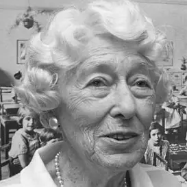 Elfriede Geiringer net worth
