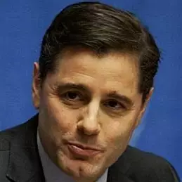 Julius Genachowski net worth