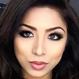 Elena Genevinne net worth