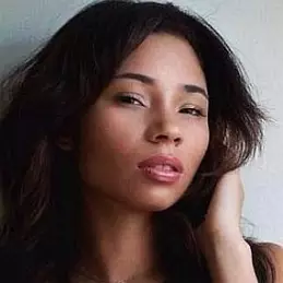 Stephanie George net worth