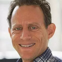 Stuart Gibbs net worth