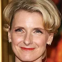 Elizabeth Gilbert net worth