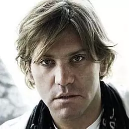 Winston Giles net worth