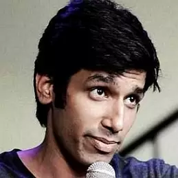 Kanan Gill net worth