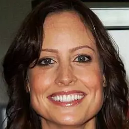 Alexie Gilmore net worth