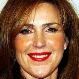 Peri Gilpin net worth