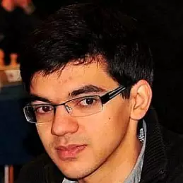 Anish Giri net worth