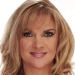 Melissa Gisoni net worth