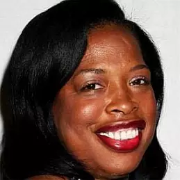 Adele Givens net worth