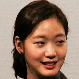 Kim Go-eun net worth