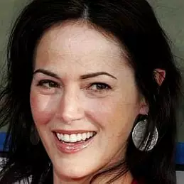 Joanna Going net worth