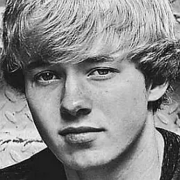 Sam Golbach net worth