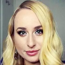 Karolina Golebiewska net worth