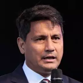 Richard Gomez net worth