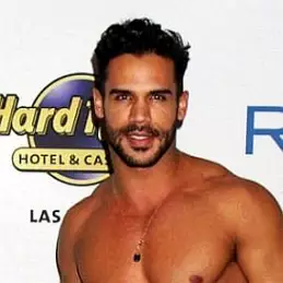 Willie Gomez net worth