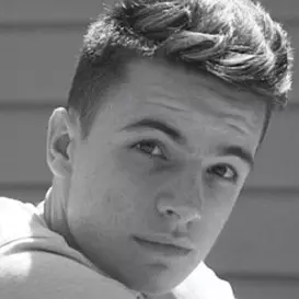 Greg Gontier net worth