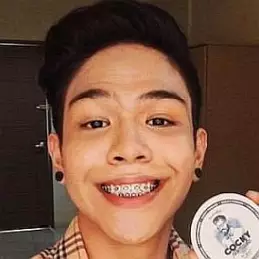 VMiguel Gonzales net worth