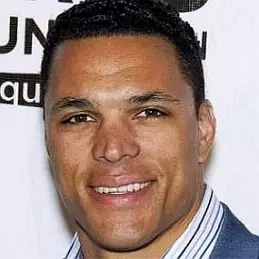 Tony Gonzalez net worth