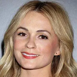 Lindsey Gort net worth