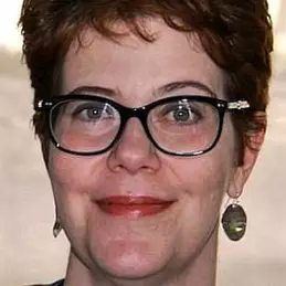 Claudia Gray net worth