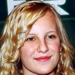 Chloe Greenfield net worth