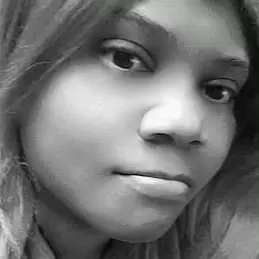 Alicia Grimes net worth