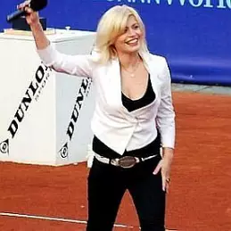 Loredana Groza net worth