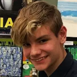 Logan Guleff net worth