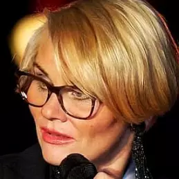 Mia Gundersen net worth