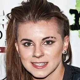 Lyndsey Gunnulfsen net worth