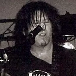 Tracii Guns net worth