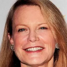 Shelley Hack net worth
