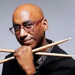 Omar Hakim net worth