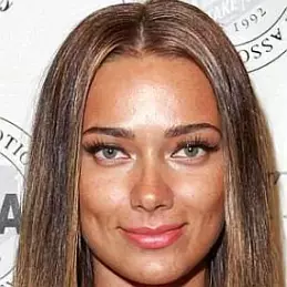 Alicia Hall net worth