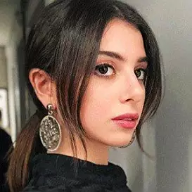 Maritta Hallani net worth