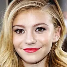 G Hannelius net worth