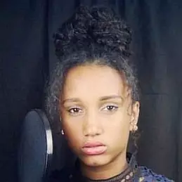 Harmonie London net worth